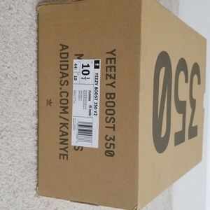 Yeezy Boost 350 Triple black